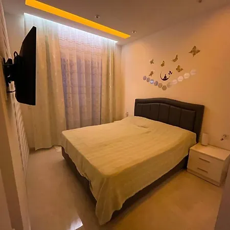 Yekta Kingdom Trade Center 1+1 Apartman *